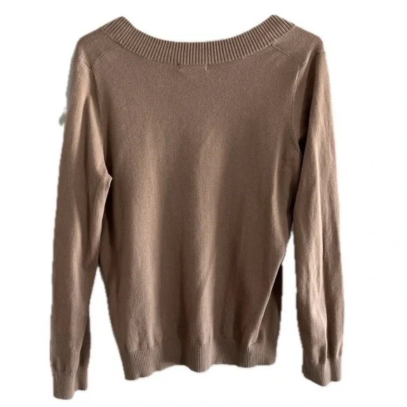 Lands’ End Women V Neck Sweater Lightweight Knit Tan Brown Medium 10-12 - Picture 2 of 6